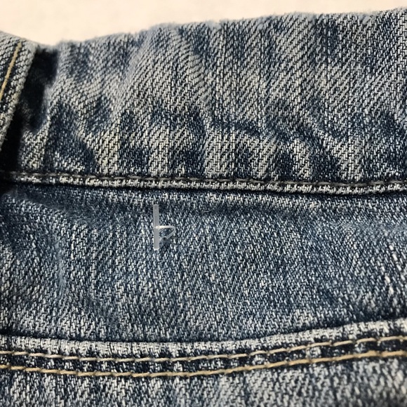 AEO American Eagle Bootleg Slight Flare Distressed Blue Denim Jeans Size 8 Long - Picture 8 of 16